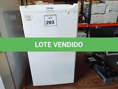 LOTE 293 - 01 FRIGOBAR 220V MARCA CONSUL. (NO ESTADO) ATENÇÃO! FAZER A VISITAÇÃO ANTES DE ARREMATAR, NÃO SABEMOS SE FUNCIONA, LEILÃO NÃO TEM GARANTIA E NEM DEVOLUÇÃO, SUJEITO A POSSÍVEIS AVARIAS VISÍVEIS/OCULTAS E/OU AUSÊNCIA DE COMPONENTES.