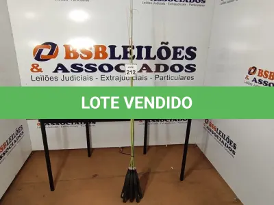 LOTE 212 - 11 VARAS DE FIBRA. (NO ESTADO) ATENÇÃO! FAZER A VISITAÇÃO ANTES DE ARREMATAR, NÃO SABEMOS SE FUNCIONA, LEILÃO NÃO TEM GARANTIA E NEM DEVOLUÇÃO, SUJEITO A POSSÍVEIS AVARIAS VISÍVEIS/OCULTAS E/OU AUSÊNCIA DE COMPONENTES.