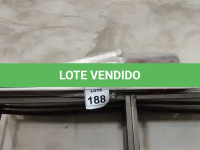 LOTE 188 - 02 SECADORES DE ROUPA, 05 ROLOS DE TELAS MOSQUETEIRO E 08 VEDA PORTAS. (NO ESTADO) ATENÇÃO! FAZER A VISITAÇÃO ANTES DE ARREMATAR, NÃO SABEMOS SE FUNCIONA, LEILÃO NÃO TEM GARANTIA E NEM DEVOLUÇÃO, SUJEITO A POSSÍVEIS AVARIAS VISÍVEIS/OCULTAS E/OU AUSÊNCIA DE COMPONENTES.
