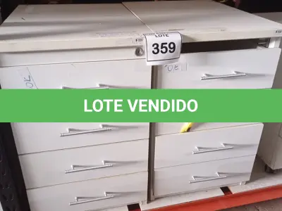 LOTE 359 - 02 GAVETEIROS COM 04 GAVETAS CADA. (NO ESTADO) ATENÇÃO! FAZER A VISITAÇÃO ANTES DE ARREMATAR, NÃO SABEMOS SE FUNCIONA. LEILÃO NÃO TEM GARANTIA E NEM DEVOLUÇÃO, SUJEITO A POSSÍVEIS AVARIAS VISÍVEIS/OCULTAS E/OU AUSÊNCIA DE COMPONENTES.