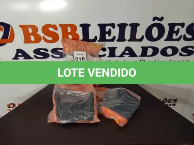 LOTE 016 - 03 PARES DE BOTAS DE BORRACHA NUMERAÇÕES DIVERSAS SENDO 01 EM COR ROSA E 02 EM COR PRETO. (NO ESTADO) ATENÇÃO! FAZER A VISITAÇÃO ANTES DE ARREMATAR, NÃO SABEMOS SE FUNCIONA, LEILÃO NÃO TEM GARANTIA E NEM DEVOLUÇÃO, SUJEITO A POSSÍVEIS AVARIAS VISÍVEIS/OCULTAS E/OU AUSÊNCIA DE COMPONENTES.