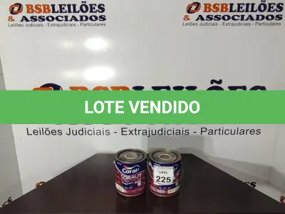 LOTE 225 - 02 LATAS DE TINTA MARCA CORAL ESMALTE SINTÉTICO, PARA MADEIRA E METAL, NAS CORES ACETINADO E BRILHANTE COM 3,2L CADA. (NO ESTADO) ATENÇÃO! FAZER A VISITAÇÃO ANTES DE ARREMATAR, NÃO SABEMOS SE FUNCIONA, LEILÃO NÃO TEM GARANTIA E NEM DEVOLUÇÃO, SUJEITO A POSSÍVEIS AVARIAS VISÍVEIS/OCULTAS E/OU AUSÊNCIA DE COMPONENTES.