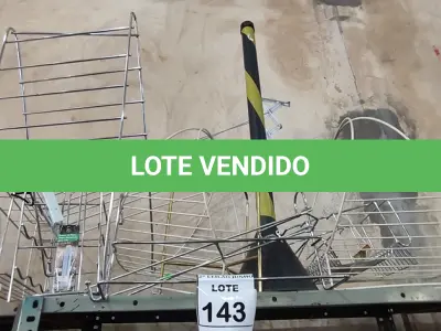 LOTE 143 - 01 LOTE COM SUPORTES DIVERSOS. (NO ESTADO) ATENÇÃO! FAZER A VISITAÇÃO ANTES DE ARREMATAR, NÃO SABEMOS SE FUNCIONA, LEILÃO NÃO TEM GARANTIA E NEM DEVOLUÇÃO, SUJEITO A POSSÍVEIS AVARIAS VISÍVEIS/OCULTAS E/OU AUSÊNCIA DE COMPONENTES.