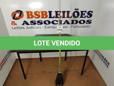 LOTE 212 - 11 VARAS DE FIBRA. (NO ESTADO) ATENÇÃO! FAZER A VISITAÇÃO ANTES DE ARREMATAR, NÃO SABEMOS SE FUNCIONA, LEILÃO NÃO TEM GARANTIA E NEM DEVOLUÇÃO, SUJEITO A POSSÍVEIS AVARIAS VISÍVEIS/OCULTAS E/OU AUSÊNCIA DE COMPONENTES.