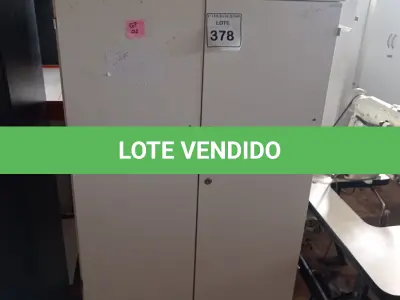 LOTE 378 - 01 ARMÁRIOS ALTO PARA ESCRITÓRIO 02 PORTA CADA COM 03 COMPARTIMENTOS. (NO ESTADO) ATENÇÃO! FAZER A VISITAÇÃO ANTES DE ARREMATAR, NÃO SABEMOS SE FUNCIONA. LEILÃO NÃO TEM GARANTIA E NEM DEVOLUÇÃO, SUJEITO A POSSÍVEIS AVARIAS VISÍVEIS/OCULTAS E/OU AUSÊNCIA DE COMPONENTES.