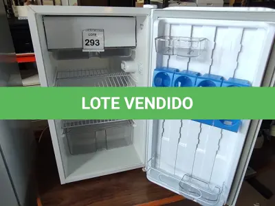 LOTE 293 - 01 FRIGOBAR 220V MARCA CONSUL. (NO ESTADO) ATENÇÃO! FAZER A VISITAÇÃO ANTES DE ARREMATAR, NÃO SABEMOS SE FUNCIONA, LEILÃO NÃO TEM GARANTIA E NEM DEVOLUÇÃO, SUJEITO A POSSÍVEIS AVARIAS VISÍVEIS/OCULTAS E/OU AUSÊNCIA DE COMPONENTES.