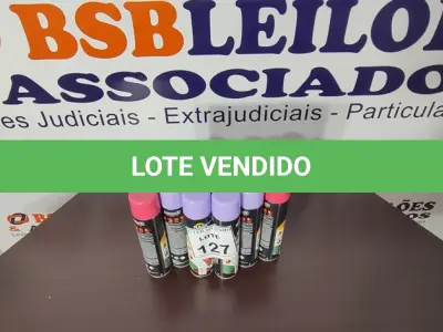 LOTE 127 - 10 TINTAS SPRAY DE CORES DIVERSAS. (NO ESTADO) ATENÇÃO! FAZER A VISITAÇÃO ANTES DE ARREMATAR, NÃO SABEMOS SE FUNCIONA, LEILÃO NÃO TEM GARANTIA E NEM DEVOLUÇÃO, SUJEITO A POSSÍVEIS AVARIAS VISÍVEIS/OCULTAS E/OU AUSÊNCIA DE COMPONENTES.