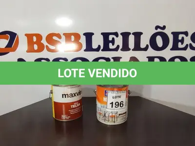 LOTE 196 - 01 LATA DE ESMALTE SINTÉTICO PARA INTERIOR E EXTERIOR 3,6L MARCA SHERWIN WILLIAMS E 01 LATA MAX TELHA INTERIOR E EXTERIOR INCOLOR 3,6L MAXVINIL. (NO ESTADO) ATENÇÃO! FAZER A VISITAÇÃO ANTES DE ARREMATAR, NÃO SABEMOS SE FUNCIONA, LEILÃO NÃO TEM GARANTIA E NEM DEVOLUÇÃO, SUJEITO A POSSÍVEIS AVARIAS VISÍVEIS/OCULTAS E/OU AUSÊNCIA DE COMPONENTES.