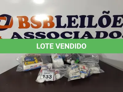 LOTE 133 - 01 LOTE COM BRINQUEDOS E PRODUTOS PARTA ANIMAIS DOMÉSTICOS. (NO ESTADO) ATENÇÃO! FAZER A VISITAÇÃO ANTES DE ARREMATAR, NÃO SABEMOS SE FUNCIONA, LEILÃO NÃO TEM GARANTIA E NEM DEVOLUÇÃO, SUJEITO A POSSÍVEIS AVARIAS VISÍVEIS/OCULTAS E/OU AUSÊNCIA DE COMPONENTES.