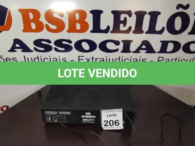 LOTE 206 - 01 TOCA CD MODELO PD-D2700 MARCA TEAK. (NO ESTADO) ATENÇÃO! FAZER A VISITAÇÃO ANTES DE ARREMATAR, NÃO SABEMOS SE FUNCIONA, LEILÃO NÃO TEM GARANTIA E NEM DEVOLUÇÃO, SUJEITO A POSSÍVEIS AVARIAS VISÍVEIS/OCULTAS E/OU AUSÊNCIA DE COMPONENTES.