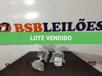 LOTE 007 - 01 LOTE COM PARAFUSOS, BRAÇADEIRAS E MATÉRIAS DIVERSOS. (NO ESTADO) ATENÇÃO! FAZER A VISITAÇÃO ANTES DE ARREMATAR, NÃO SABEMOS SE FUNCIONA, LEILÃO NÃO TEM GARANTIA E NEM DEVOLUÇÃO, SUJEITO A POSSÍVEIS AVARIAS VISÍVEIS/OCULTAS E/OU AUSÊNCIA DE COMPONENTES.