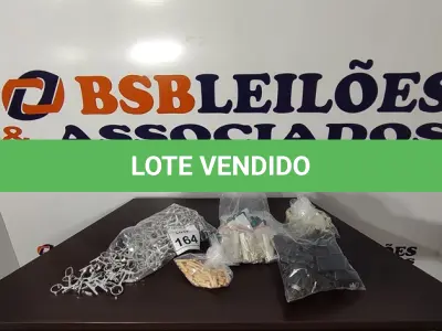 LOTE 164 - 01 LOTE COM ACESSÓRIOS PARA MÓVEIS DIVERSOS. (NO ESTADO) ATENÇÃO! FAZER A VISITAÇÃO ANTES DE ARREMATAR, NÃO SABEMOS SE FUNCIONA, LEILÃO NÃO TEM GARANTIA E NEM DEVOLUÇÃO, SUJEITO A POSSÍVEIS AVARIAS VISÍVEIS/OCULTAS E/OU AUSÊNCIA DE COMPONENTES.