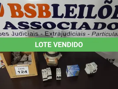 LOTE 124 - 01 LOTE COM DISJUNTORES TAMANHOS DIVERSOS. (NO ESTADO) ATENÇÃO! FAZER A VISITAÇÃO ANTES DE ARREMATAR, NÃO SABEMOS SE FUNCIONA, LEILÃO NÃO TEM GARANTIA E NEM DEVOLUÇÃO, SUJEITO A POSSÍVEIS AVARIAS VISÍVEIS/OCULTAS E/OU AUSÊNCIA DE COMPONENTES.