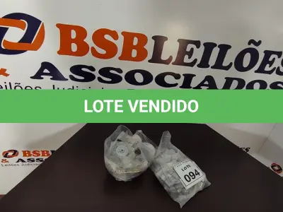 LOTE 094 - 01 LOTE COM VÁRIAS ROLDANAS PARA PORTÃO E PUXADORES DE JANELA. (NO ESTADO) ATENÇÃO! FAZER A VISITAÇÃO ANTES DE ARREMATAR, NÃO SABEMOS SE FUNCIONA, LEILÃO NÃO TEM GARANTIA E NEM DEVOLUÇÃO, SUJEITO A POSSÍVEIS AVARIAS VISÍVEIS/OCULTAS E/OU AUSÊNCIA DE COMPONENTES.