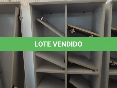 LOTE 001 - 01 ARMÁRIO ALTO PARA ESCRITÓRIO COM 10 PORTAS. (NO ESTADO) ATENÇÃO! FAZER A VISITAÇÃO ANTES DE ARREMATAR, NÃO SABEMOS SE FUNCIONA, LEILÃO NÃO TEM GARANTIA E NEM DEVOLUÇÃO, SUJEITO A POSSÍVEIS AVARIAS VISÍVEIS/OCULTAS E/OU AUSÊNCIA DE COMPONENTES.