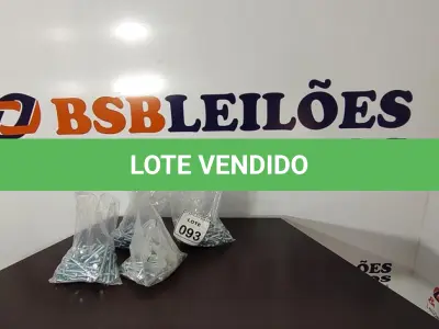 LOTE 093 - 01 LOTE COM GRANDE DE PARAFUSOS DE TAMANHOS DIVERSOS. (NO ESTADO) ATENÇÃO! FAZER A VISITAÇÃO ANTES DE ARREMATAR, NÃO SABEMOS SE FUNCIONA, LEILÃO NÃO TEM GARANTIA E NEM DEVOLUÇÃO, SUJEITO A POSSÍVEIS AVARIAS VISÍVEIS/OCULTAS E/OU AUSÊNCIA DE COMPONENTES.