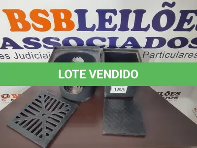 LOTE 153 - 01 CAIXA PLUVIAL E 01 TAMPA DE ESGOTO. (NO ESTADO) ATENÇÃO! FAZER A VISITAÇÃO ANTES DE ARREMATAR, NÃO SABEMOS SE FUNCIONA, LEILÃO NÃO TEM GARANTIA E NEM DEVOLUÇÃO, SUJEITO A POSSÍVEIS AVARIAS VISÍVEIS/OCULTAS E/OU AUSÊNCIA DE COMPONENTES.