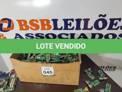 LOTE 045 - 01 LOTE COM GRANDE QUANTIDADE DE PLACAS DE REDE E PLACA MÃE. (NO ESTADO) ATENÇÃO! FAZER A VISITAÇÃO ANTES DE ARREMATAR, NÃO SABEMOS SE FUNCIONA, LEILÃO NÃO TEM GARANTIA E NEM DEVOLUÇÃO, SUJEITO A POSSÍVEIS AVARIAS VISÍVEIS/OCULTAS E/OU AUSÊNCIA DE COMPONENTES.
