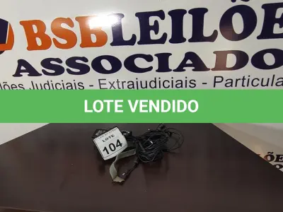 LOTE 104 - 05 FONTES PARA NOTEBOOKS VOLTAGENS DIVERSAS. (NO ESTADO) ATENÇÃO! FAZER A VISITAÇÃO ANTES DE ARREMATAR, NÃO SABEMOS SE FUNCIONA, LEILÃO NÃO TEM GARANTIA E NEM DEVOLUÇÃO, SUJEITO A POSSÍVEIS AVARIAS VISÍVEIS/OCULTAS E/OU AUSÊNCIA DE COMPONENTES.