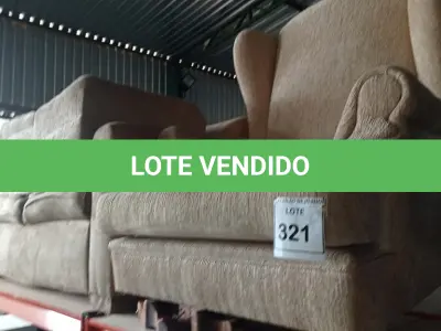 LOTE 321 - 01 SOFÁ DE 2 LUGARES COM 02 PUFFS E 01 POLTRONA. (NO ESTADO) ATENÇÃO! FAZER A VISITAÇÃO ANTES DE ARREMATAR, NÃO SABEMOS SE FUNCIONA, LEILÃO NÃO TEM GARANTIA E NEM DEVOLUÇÃO, SUJEITO A POSSÍVEIS AVARIAS VISÍVEIS/OCULTAS E/OU AUSÊNCIA DE COMPONENTES.