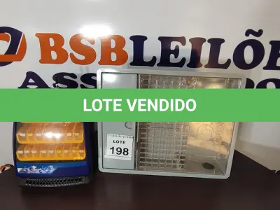 LOTE 198 - 01 CAIXA DE HIDRÔMETRO E 01 EXPOSITOR PARA CHAVES. (NO ESTADO) ATENÇÃO! FAZER A VISITAÇÃO ANTES DE ARREMATAR, NÃO SABEMOS SE FUNCIONA, LEILÃO NÃO TEM GARANTIA E NEM DEVOLUÇÃO, SUJEITO A POSSÍVEIS AVARIAS VISÍVEIS/OCULTAS E/OU AUSÊNCIA DE COMPONENTES.