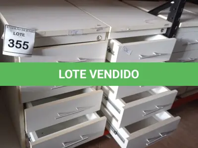 LOTE 355 - 02 GAVETEIROS COM 04 GAVETAS CADA. (NO ESTADO) ATENÇÃO! FAZER A VISITAÇÃO ANTES DE ARREMATAR, NÃO SABEMOS SE FUNCIONA. LEILÃO NÃO TEM GARANTIA E NEM DEVOLUÇÃO, SUJEITO A POSSÍVEIS AVARIAS VISÍVEIS/OCULTAS E/OU AUSÊNCIA DE COMPONENTES.