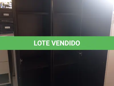 LOTE 377 - 02 ARMÁRIOS ALTO PARA ESCRITÓRIO 01 PORTA CADA COM 02 COMPARTIMENTOS. (NO ESTADO) ATENÇÃO! FAZER A VISITAÇÃO ANTES DE ARREMATAR, NÃO SABEMOS SE FUNCIONA. LEILÃO NÃO TEM GARANTIA E NEM DEVOLUÇÃO, SUJEITO A POSSÍVEIS AVARIAS VISÍVEIS/OCULTAS E/OU AUSÊNCIA DE COMPONENTES.