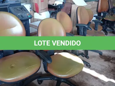LOTE 375 - 05 CADEIRAS PARA ESCRITÓRIO GIRATÓRIAS. (NO ESTADO) ATENÇÃO! FAZER A VISITAÇÃO ANTES DE ARREMATAR, NÃO SABEMOS SE FUNCIONA. LEILÃO NÃO TEM GARANTIA E NEM DEVOLUÇÃO, SUJEITO A POSSÍVEIS AVARIAS VISÍVEIS/OCULTAS E/OU AUSÊNCIA DE COMPONENTES.