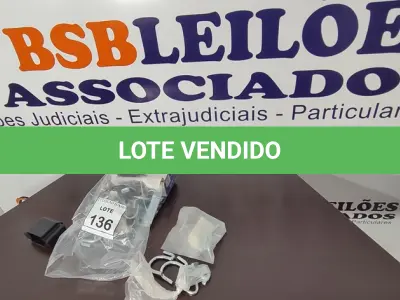 LOTE 136 - 01 LOTE COM VÁRIOS GANCHOS PARA REDE. (NO ESTADO) ATENÇÃO! FAZER A VISITAÇÃO ANTES DE ARREMATAR, NÃO SABEMOS SE FUNCIONA, LEILÃO NÃO TEM GARANTIA E NEM DEVOLUÇÃO, SUJEITO A POSSÍVEIS AVARIAS VISÍVEIS/OCULTAS E/OU AUSÊNCIA DE COMPONENTES.