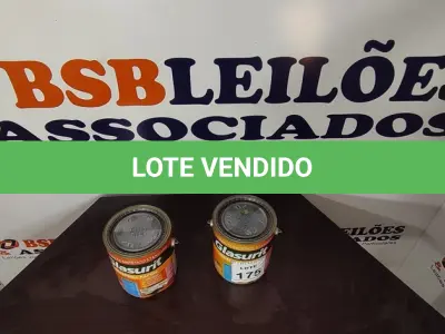 LOTE 175 - 02 LATAS DE ESMALTE SINTÉTICO 3,6L CADA NAS CORES BRILHANTE CAMURÇA MARCA GLASURIT. (NO ESTADO) ATENÇÃO! FAZER A VISITAÇÃO ANTES DE ARREMATAR, NÃO SABEMOS SE FUNCIONA, LEILÃO NÃO TEM GARANTIA E NEM DEVOLUÇÃO, SUJEITO A POSSÍVEIS AVARIAS VISÍVEIS/OCULTAS E/OU AUSÊNCIA DE COMPONENTES.