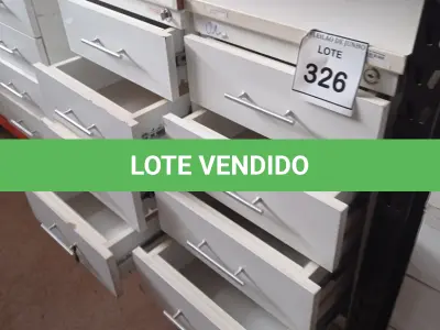 LOTE 326 - 02 GAVETEIROS COM 04 GAVETAS CADA. (NO ESTADO) ATENÇÃO! FAZER A VISITAÇÃO ANTES DE ARREMATAR, NÃO SABEMOS SE FUNCIONA, LEILÃO NÃO TEM GARANTIA E NEM DEVOLUÇÃO, SUJEITO A POSSÍVEIS AVARIAS VISÍVEIS/OCULTAS E/OU AUSÊNCIA DE COMPONENTES.