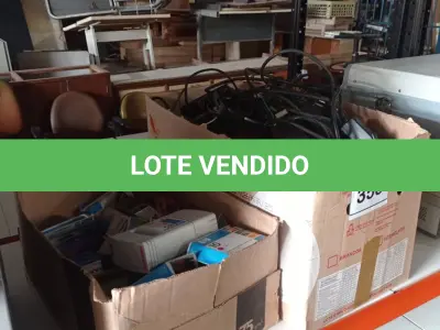 LOTE 353 - 01 LOTE COM VÁRIOS CARTUCHOS DE IMPRESSORA E FONTES/CABOS DIVERSOS. (NO ESTADO) ATENÇÃO! FAZER A VISITAÇÃO ANTES DE ARREMATAR, NÃO SABEMOS SE FUNCIONA. LEILÃO NÃO TEM GARANTIA E NEM DEVOLUÇÃO, SUJEITO A POSSÍVEIS AVARIAS VISÍVEIS/OCULTAS E/OU AUSÊNCIA DE COMPONENTES.