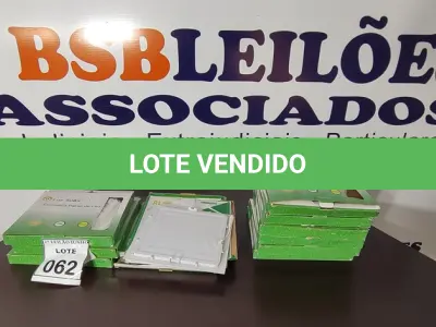 LOTE 062 - 11 LUMINÁRIAS PAINEL DE LED SOLAR. (NO ESTADO) ATENÇÃO! FAZER A VISITAÇÃO ANTES DE ARREMATAR, NÃO SABEMOS SE FUNCIONA, LEILÃO NÃO TEM GARANTIA E NEM DEVOLUÇÃO, SUJEITO A POSSÍVEIS AVARIAS VISÍVEIS/OCULTAS E/OU AUSÊNCIA DE COMPONENTES.