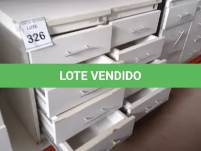 LOTE 326 - 02 GAVETEIROS COM 04 GAVETAS CADA. (NO ESTADO) ATENÇÃO! FAZER A VISITAÇÃO ANTES DE ARREMATAR, NÃO SABEMOS SE FUNCIONA, LEILÃO NÃO TEM GARANTIA E NEM DEVOLUÇÃO, SUJEITO A POSSÍVEIS AVARIAS VISÍVEIS/OCULTAS E/OU AUSÊNCIA DE COMPONENTES.