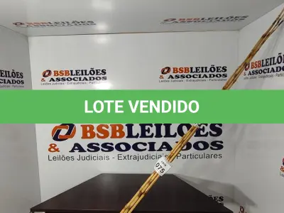 LOTE 075 - 05 VARAS DE BAMBU. (NO ESTADO) ATENÇÃO! FAZER A VISITAÇÃO ANTES DE ARREMATAR, NÃO SABEMOS SE FUNCIONA, LEILÃO NÃO TEM GARANTIA E NEM DEVOLUÇÃO, SUJEITO A POSSÍVEIS AVARIAS VISÍVEIS/OCULTAS E/OU AUSÊNCIA DE COMPONENTES.