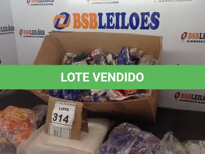 LOTE 314 - 01 LOTE COM DIVERSOS MATÉRIAS PARA ASSENTAMENTO DE PISO, PALHAS DE AÇO, ADAPTARES DE TOMADA E FIBRA DE VIDRO. (NO ESTADO) ATENÇÃO! FAZER A VISITAÇÃO ANTES DE ARREMATAR, NÃO SABEMOS SE FUNCIONA, LEILÃO NÃO TEM GARANTIA E NEM DEVOLUÇÃO, SUJEITO A POSSÍVEIS AVARIAS VISÍVEIS/OCULTAS E/OU AUSÊNCIA DE COMPONENTES.