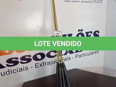 LOTE 465 - 10 VARAS DE FIBRAS. (NO ESTADO) ATENÇÃO! FAZER A VISITAÇÃO ANTES DE ARREMATAR, NÃO SABEMOS SE FUNCIONA, LEILÃO NÃO TEM GARANTIA E NEM DEVOLUÇÃO, SUJEITO A POSSÍVEIS AVARIAS VISÍVEIS/OCULTAS E/OU AUSÊNCIA DE COMPONENTES.