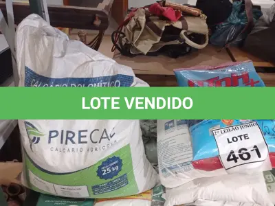 LOTE 461 - 01 LOTE VARIEDADES DE SACOS DE CALCÁRIO AGRÍCOLA, ELEVADOR DE PH, CIMENTO REJUNTE, GESSO E DIVERSOS. (NO ESTADO) ATENÇÃO! FAZER A VISITAÇÃO ANTES DE ARREMATAR, NÃO SABEMOS SE FUNCIONA, LEILÃO NÃO TEM GARANTIA E NEM DEVOLUÇÃO, SUJEITO A POSSÍVEIS AVARIAS VISÍVEIS/OCULTAS E/OU AUSÊNCIA DE COMPONENTES.