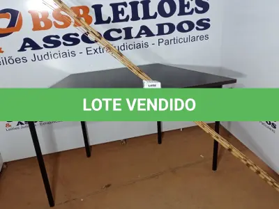 LOTE 397 - 05 VARAS DE BAMBU. (NO ESTADO) ATENÇÃO! FAZER A VISITAÇÃO ANTES DE ARREMATAR, NÃO SABEMOS SE FUNCIONA, LEILÃO NÃO TEM GARANTIA E NEM DEVOLUÇÃO, SUJEITO A POSSÍVEIS AVARIAS VISÍVEIS/OCULTAS E/OU AUSÊNCIA DE COMPONENTES.