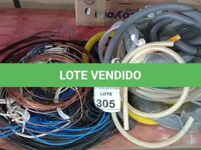 LOTE 305 - 01 LOTE COM MANGUEIRA E FIOS DIVERSOS. (NO ESTADO) ATENÇÃO! FAZER A VISITAÇÃO ANTES DE ARREMATAR, NÃO SABEMOS SE FUNCIONA, LEILÃO NÃO TEM GARANTIA E NEM DEVOLUÇÃO, SUJEITO A POSSÍVEIS AVARIAS VISÍVEIS/OCULTAS E/OU AUSÊNCIA DE COMPONENTES.