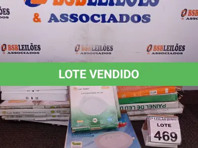 LOTE 469 - 01 LOTE COM VÁRIOS PAINÉIS DE LED SOLAR MODELOS DIVERSOS. (NO ESTADO) ATENÇÃO! FAZER A VISITAÇÃO ANTES DE ARREMATAR, NÃO SABEMOS SE FUNCIONA, LEILÃO NÃO TEM GARANTIA E NEM DEVOLUÇÃO, SUJEITO A POSSÍVEIS AVARIAS VISÍVEIS/OCULTAS E/OU AUSÊNCIA DE COMPONENTES.