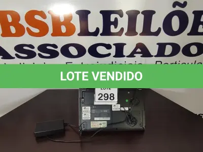 LOTE 298 - 01 NOTEBOOK COM FONTE MARCA LG. (NO ESTADO) ATENÇÃO! FAZER A VISITAÇÃO ANTES DE ARREMATAR, NÃO SABEMOS SE FUNCIONA, LEILÃO NÃO TEM GARANTIA E NEM DEVOLUÇÃO, SUJEITO A POSSÍVEIS AVARIAS VISÍVEIS/OCULTAS E/OU AUSÊNCIA DE COMPONENTES.