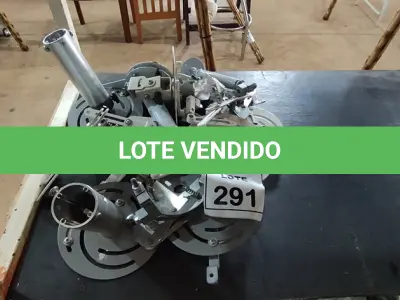 LOTE 291 - 01 LOTE COM VÁRIOS SUPORTES PARA PROJETORES. (NO ESTADO) ATENÇÃO! FAZER A VISITAÇÃO ANTES DE ARREMATAR, NÃO SABEMOS SE FUNCIONA, LEILÃO NÃO TEM GARANTIA E NEM DEVOLUÇÃO, SUJEITO A POSSÍVEIS AVARIAS VISÍVEIS/OCULTAS E/OU AUSÊNCIA DE COMPONENTES.