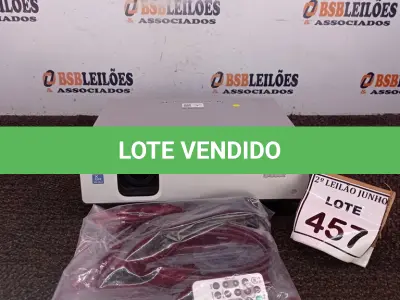 LOTE 457 - 01 PROJETOR MULTIMÍDIA 220W MARCA SONY. (NO ESTADO) ATENÇÃO! FAZER A VISITAÇÃO ANTES DE ARREMATAR, NÃO SABEMOS SE FUNCIONA, LEILÃO NÃO TEM GARANTIA E NEM DEVOLUÇÃO, SUJEITO A POSSÍVEIS AVARIAS VISÍVEIS/OCULTAS E/OU AUSÊNCIA DE COMPONENTES.