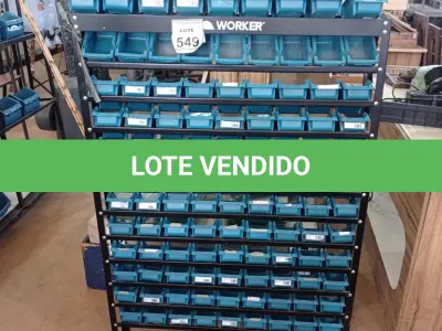LOTE 549 - 01 EXPOSITOR COM GAVETAS PARA PARAFUSOS. (NO ESTADO) ATENÇÃO! FAZER A VISITAÇÃO ANTES DE ARREMATAR, NÃO SABEMOS SE FUNCIONA, LEILÃO NÃO TEM GARANTIA E NEM DEVOLUÇÃO, SUJEITO A POSSÍVEIS AVARIAS VISÍVEIS/OCULTAS E/OU AUSÊNCIA DE COMPONENTES.