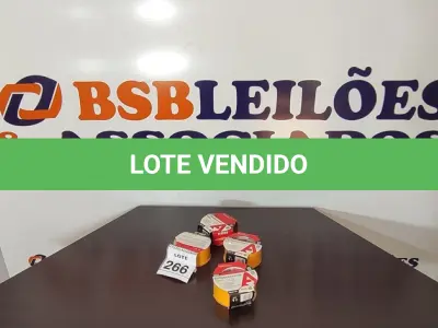 LOTE 266 - 04 FITAS ANTIDERRAPANTES. (NO ESTADO) ATENÇÃO! FAZER A VISITAÇÃO ANTES DE ARREMATAR, NÃO SABEMOS SE FUNCIONA, LEILÃO NÃO TEM GARANTIA E NEM DEVOLUÇÃO, SUJEITO A POSSÍVEIS AVARIAS VISÍVEIS/OCULTAS E/OU AUSÊNCIA DE COMPONENTES.