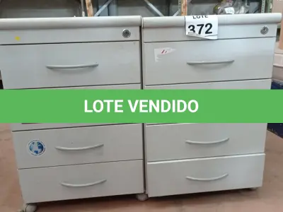 LOTE 372 - 02 GAVETEIROS COM 04 GAVETAS CADA. (NO ESTADO) ATENÇÃO! FAZER A VISITAÇÃO ANTES DE ARREMATAR, NÃO SABEMOS SE FUNCIONA, LEILÃO NÃO TEM GARANTIA E NEM DEVOLUÇÃO, SUJEITO A POSSÍVEIS AVARIAS VISÍVEIS/OCULTAS E/OU AUSÊNCIA DE COMPONENTES.
