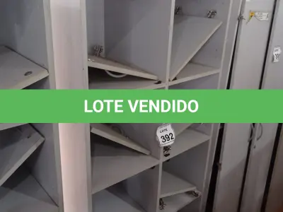 LOTE 392 - 01 ARMÁRIO ALTO PARA ESCRITÓRIO COM 10 PORTAS. (NO ESTADO) ATENÇÃO! FAZER A VISITAÇÃO ANTES DE ARREMATAR, NÃO SABEMOS SE FUNCIONA, LEILÃO NÃO TEM GARANTIA E NEM DEVOLUÇÃO, SUJEITO A POSSÍVEIS AVARIAS VISÍVEIS/OCULTAS E/OU AUSÊNCIA DE COMPONENTES.