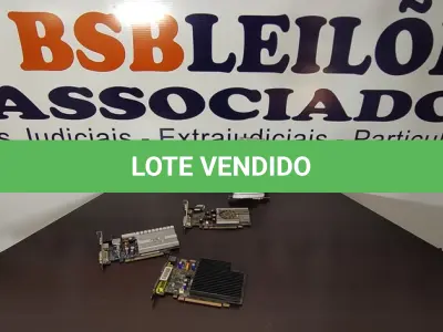 LOTE 246 - 04 PLACAS DE VÍDEO. (NO ESTADO) ATENÇÃO! FAZER A VISITAÇÃO ANTES DE ARREMATAR, NÃO SABEMOS SE FUNCIONA, LEILÃO NÃO TEM GARANTIA E NEM DEVOLUÇÃO, SUJEITO A POSSÍVEIS AVARIAS VISÍVEIS/OCULTAS E/OU AUSÊNCIA DE COMPONENTES.