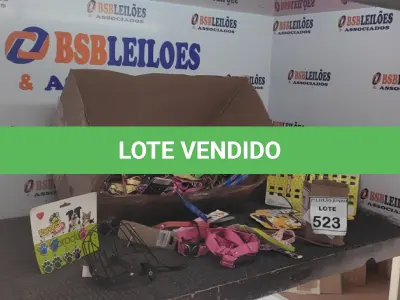 LOTE 523 - 01 LOTE COM DIVERSAS COLEIRAS E FOCINHEIRAS PARA CACHORROS. (NO ESTADO) ATENÇÃO! FAZER A VISITAÇÃO ANTES DE ARREMATAR, NÃO SABEMOS SE FUNCIONA, LEILÃO NÃO TEM GARANTIA E NEM DEVOLUÇÃO, SUJEITO A POSSÍVEIS AVARIAS VISÍVEIS/OCULTAS E/OU AUSÊNCIA DE COMPONENTES.